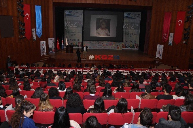 Kariyer Kulübü’nden “Kişisel Gelişim Zirvesi’16” etkinliği