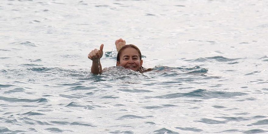 Antalya'da aralık ayında deniz keyfi