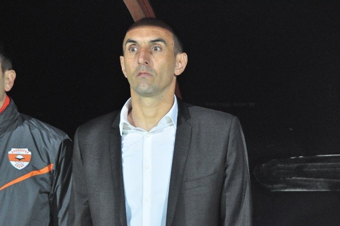 Krunoslov Jurcic basın toplantısı soru almadan terk etti