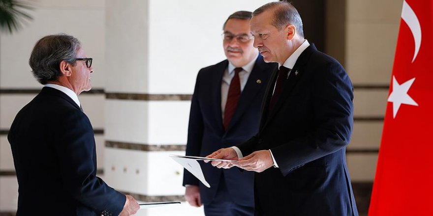 Erdoğan, Brezilya'nın Ankara Büyükelçisi Neto'yu kabul etti