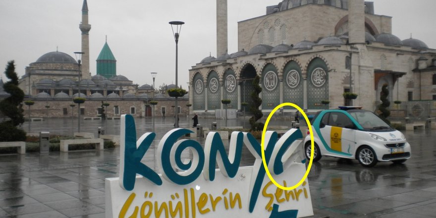 “Konya Gönüllerin Şehri” tabelası yine tahrip edildi