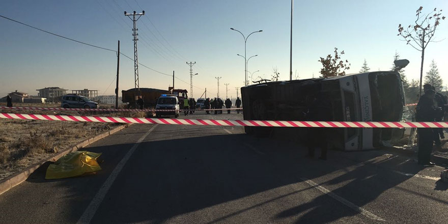 Konya'da öğrenci servisi ile kamyon çarpıştı: 1 ölü, 13 yaralı