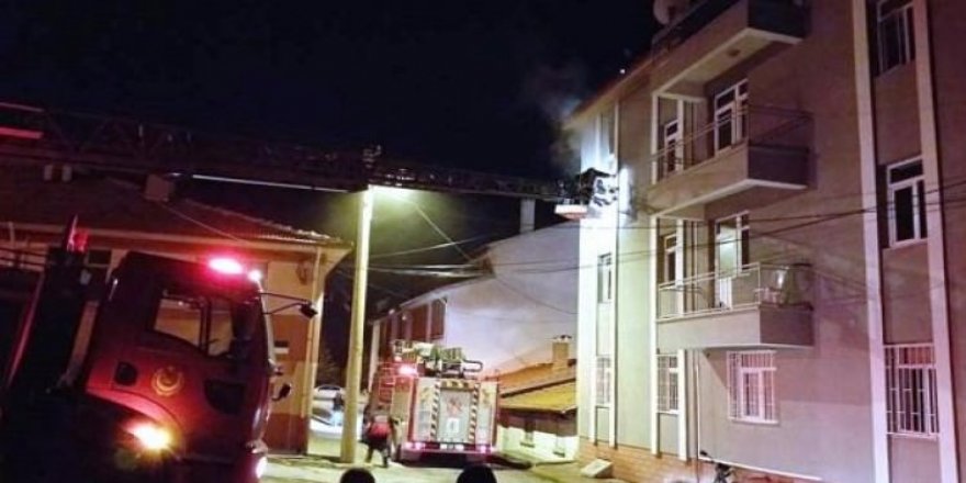 Öğrenci yurdunda çıkan yangın korkuttu