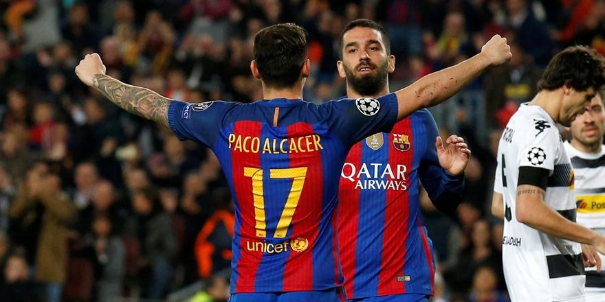 Arda Turan hat-trick yaptı, Barcelona Gladbach'ı rahat geçti
