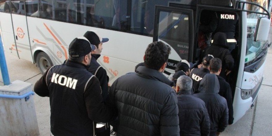 Hatay’da FETÖ operasyonu: 15 polis tutuklandı