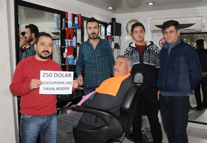 Mersinli esnaflardan ’dolarını bozdur’ kampanyası
