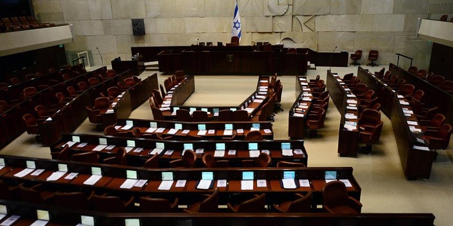 İsrail'de ezan yasası bir kez daha ertelendi