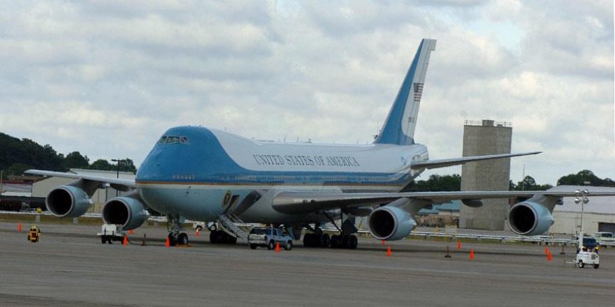 Pentagon'dan 'Air Force One' açıklaması
