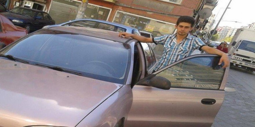 Nişanlısından ayrılan genç evinde ölü bulundu