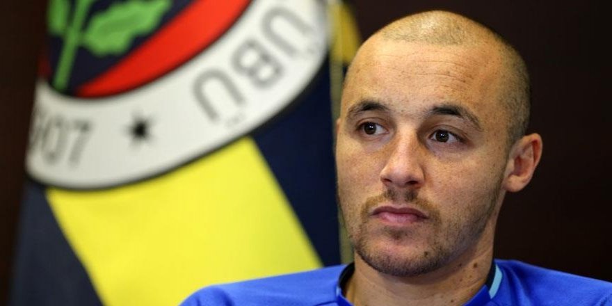 Fenerbahçeli Chahechouhe'dan Türk lirasına destek