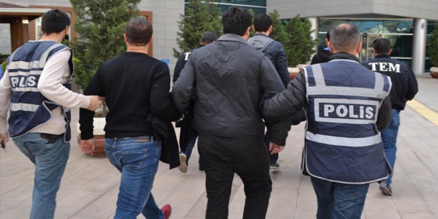 İstanbul Üniversitesi'ne FETÖ operasyonu