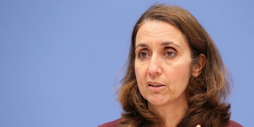 "Almanya'ya gelen göçmenlerin yarısı AB vatandaşı"