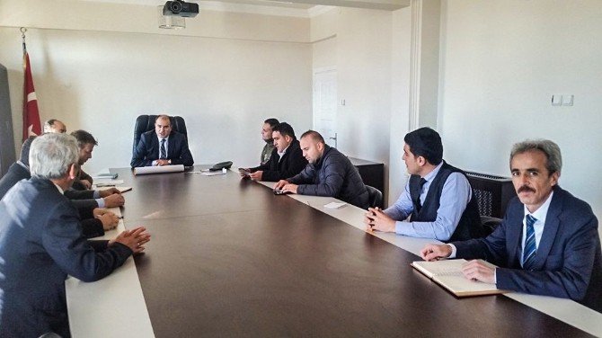 Yunak’ta madde bağımlılığı mücadelesi komisyonu kuruldu