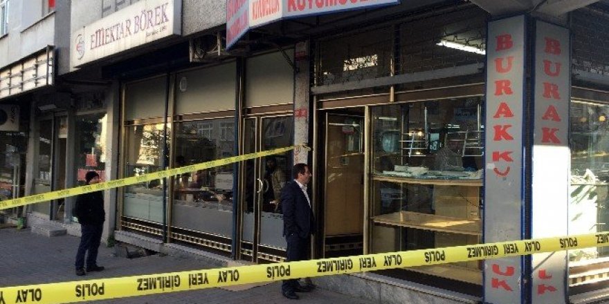 Uzun namlulu silahlarla kuyumcu soyguncu
