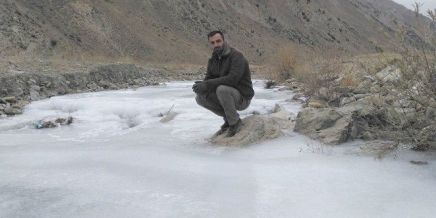 Hakkari’de dondurucu soğuklar