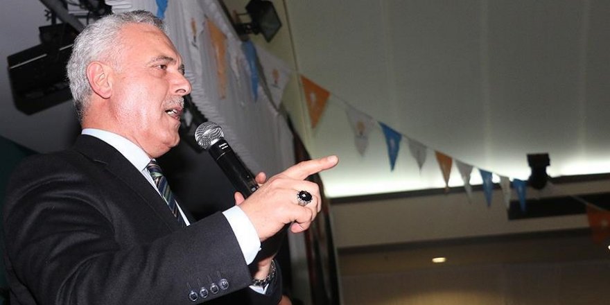 'Demokratik yöntemlerle AK Parti'yi alt edemeyenler oyunlara başvurdu'