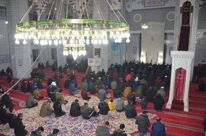 Iğdır’da İstanbul şehitleri için dua edildi