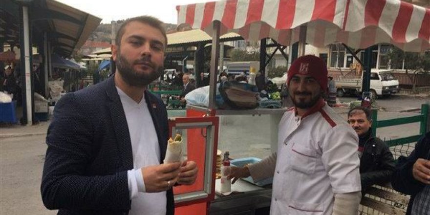 Şehit cenazeleri kalkarken, lahmacun yiyerek yerli malı haftasını kutladı