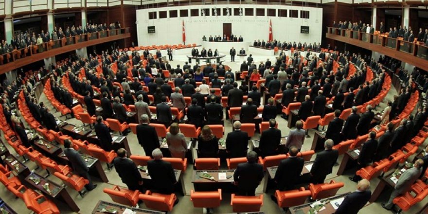 Meclis'te olağanüstü toplantı çağrısı