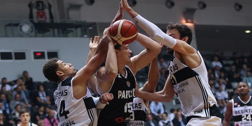 Beşiktaş, Partizan'a konuk oluyor