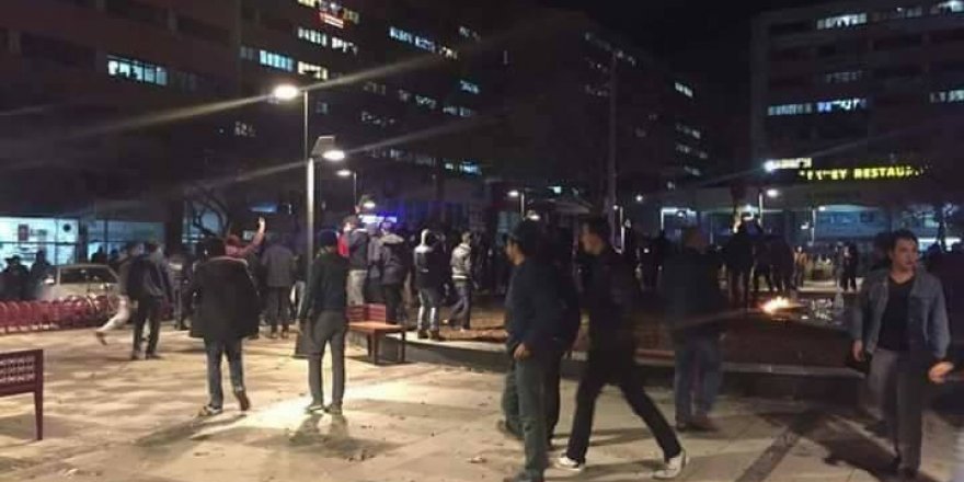 Konya'da HDP il binası taşlandı