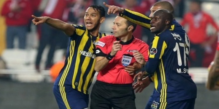 Uçakta ortalık karıştı! Cüneyt Çakır...