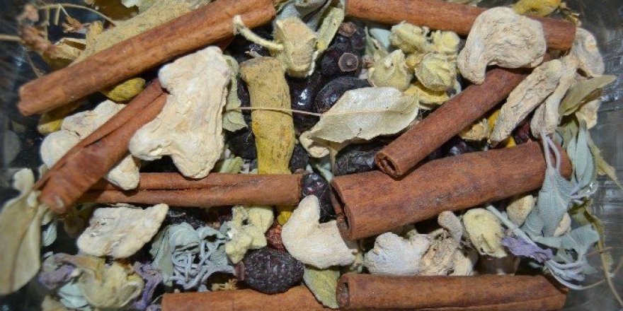 Kışın gelmesiyle aktarlara ilgi arttı