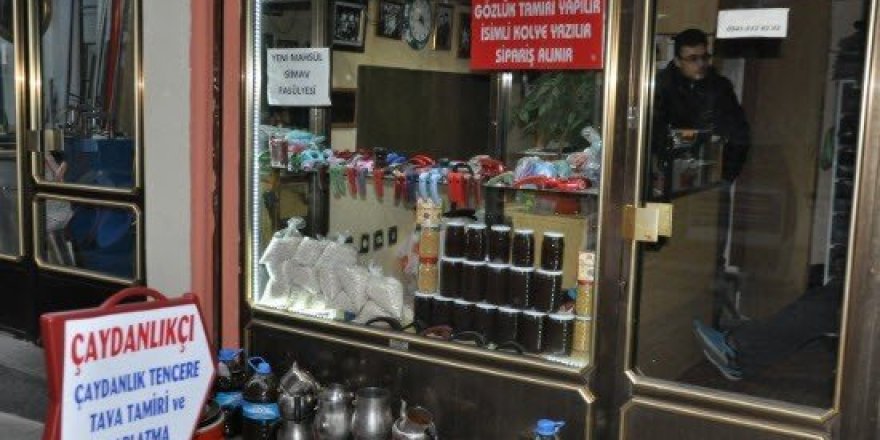 Eski eşyalar ’Çaydanlık Hastanesi’nde hayat buluyor