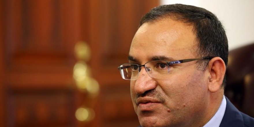 Bozdağ: Suriye'deki zulümlere sevinenler insan olamaz