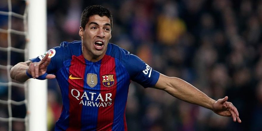 Barcelona Luis Suarez'in sözleşmesini uzattı