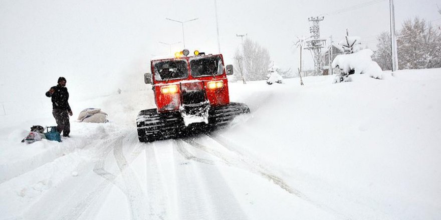 Doğuda 4 ilde 931 yerleşim biriminin yolu kapandı