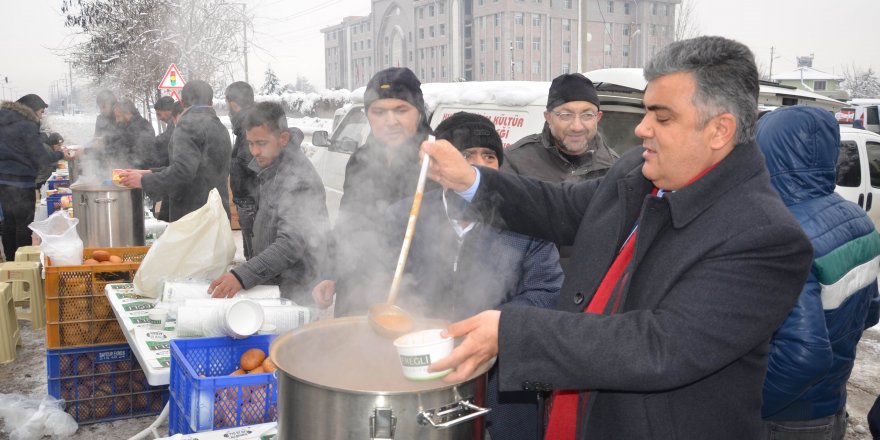 Halep’e Yardım Konvoyu Ereğli’de karşılandı