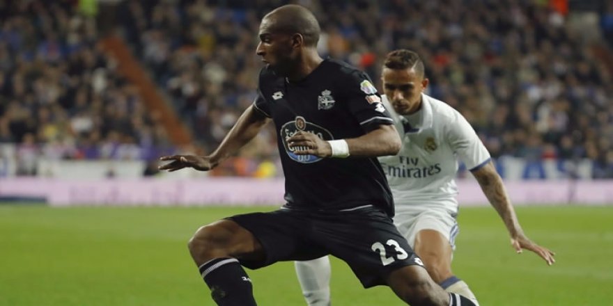 Ryan Babel 2.5 yıllığına Beşiktaş'ta