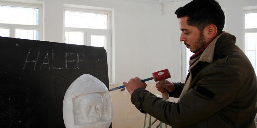 Halep'teki çocuk katliamını mermere işledi