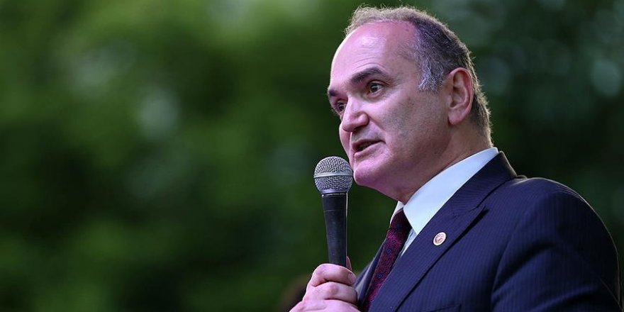 Özlü: Türkiye toplu bir saldırı ile karşı karşıya
