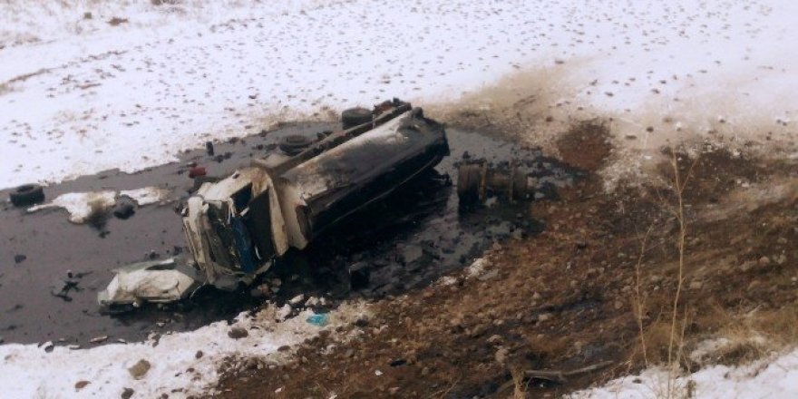 Iğdır’da tanker devrildi: 1 ölü 2 yaralı
