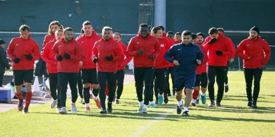 Antalyaspor, Bursaspor maçı hazırlıklarını sürüdürüyor