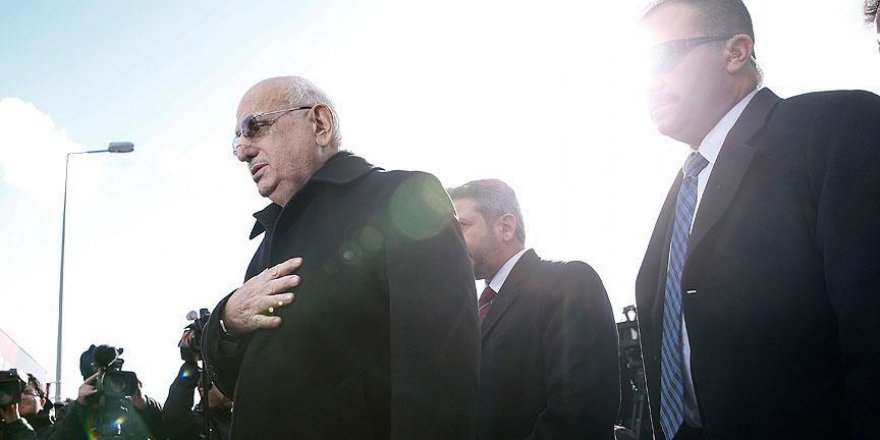 TBMM Başkanı Kahraman, Şehitler Tepesi'ni ziyaret etti