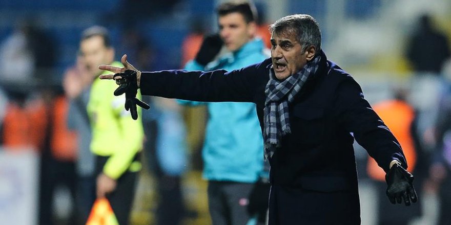 Şenol Güneş 5 oyuncunun biletini kesti