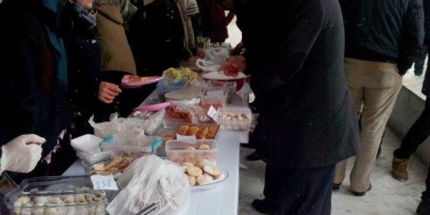 Öğrencilerinden Halep’e yardım kermesi