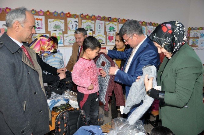 "Sevgi Yolu Projesi" öğrencileri sevindiriyor