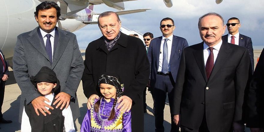 Erdoğan, Katar Emiri El-Tani'yi karşıladı
