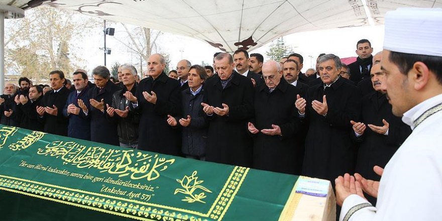 Erdoğan, Prof. Dr. Yalçın'ın cenaze törenine katıldı