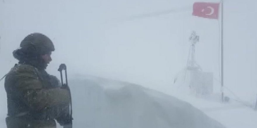 Vatan nöbeti zorlu şartlarda sürüyor