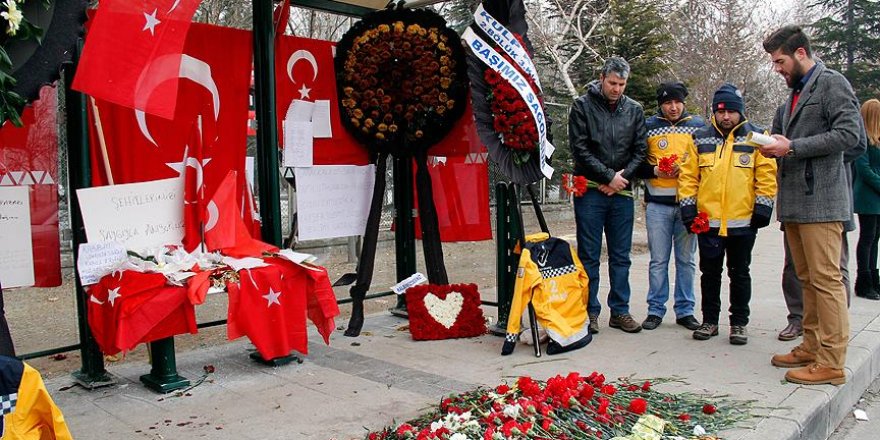 'Şehit Komandolar Durağı'na vatandaş ilgisi