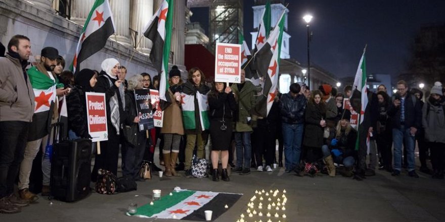 Londra'da Halep protestosu