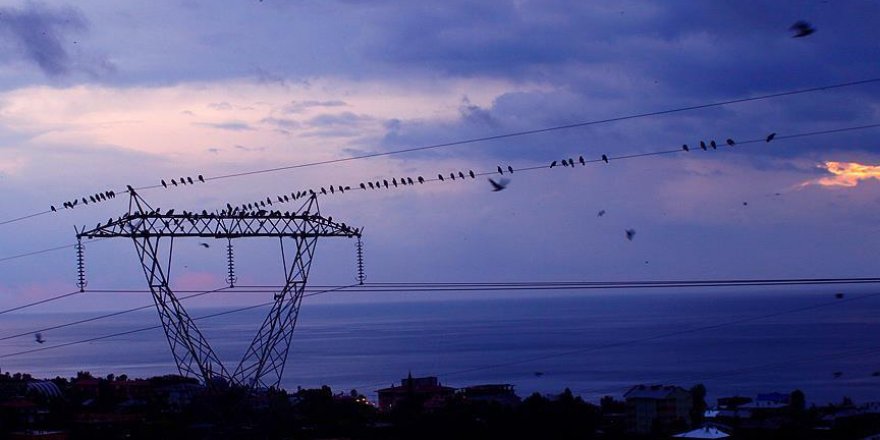 İstanbul'un 10 ilçesine elektrik verilemeyecek