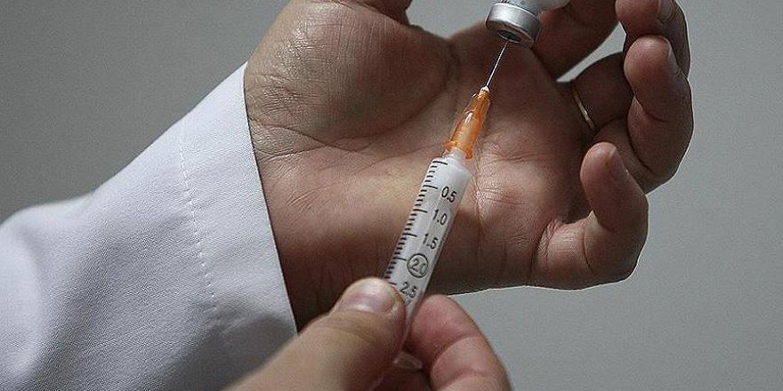'Türkiye Hepatit B'de orta seviyede'