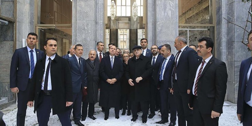 Nishani'den TBMM'ye ziyaret