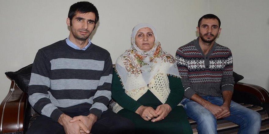 'Allah onların kökünü kurutsun'